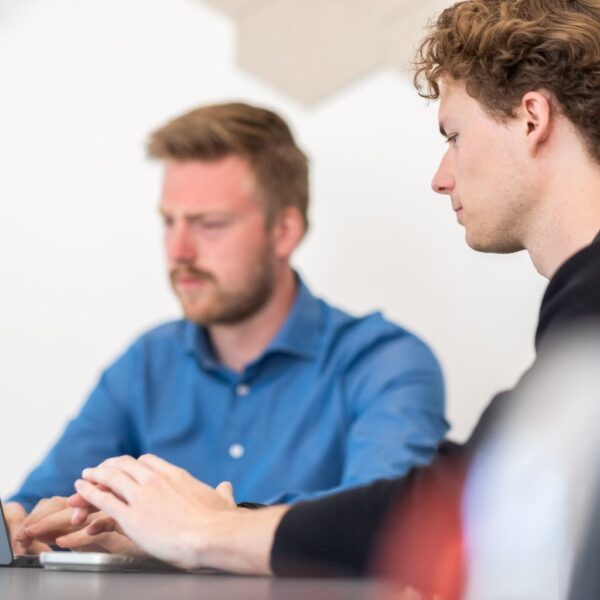 Lars en Jelle in gesprek